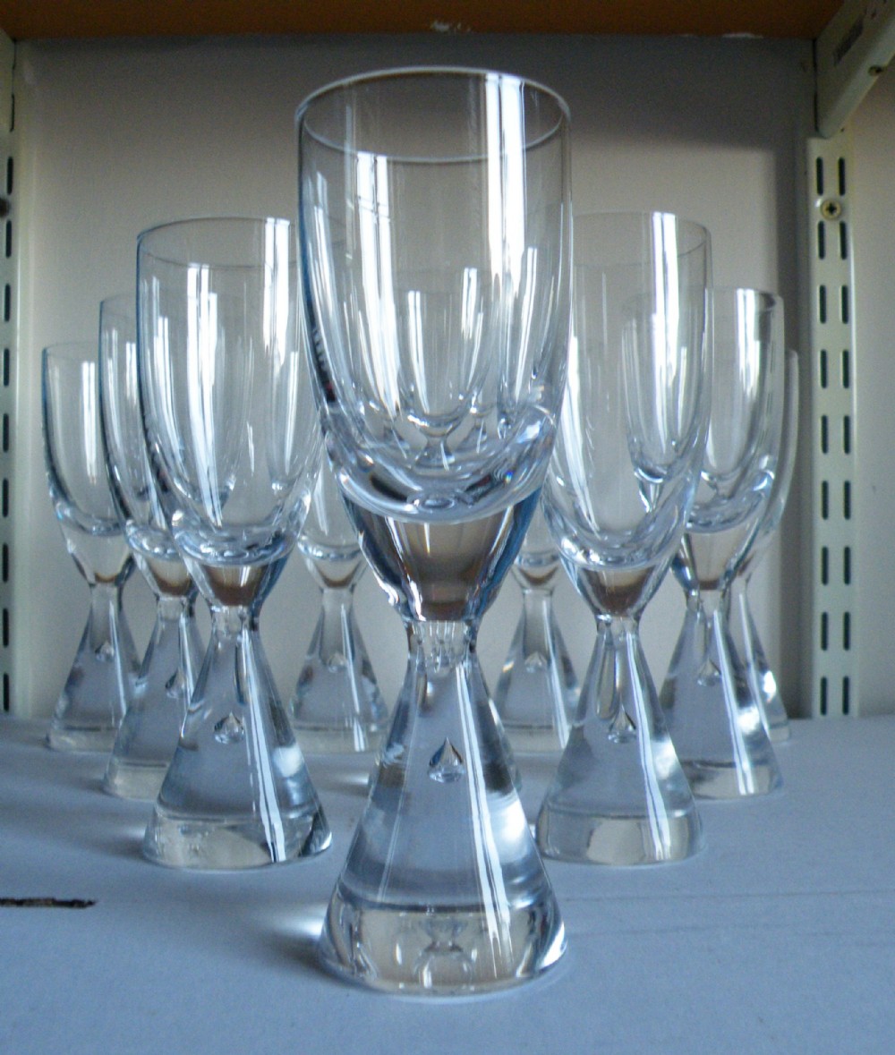 a stylish french set of ten au plomb drinking glasses